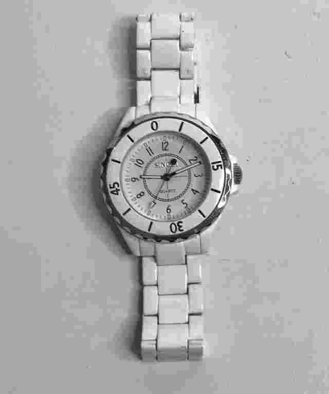 Sinobi Quartz Vintage White Wrist Watch
