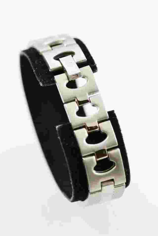 Charles Delon Women Watch Stainless Steel Silver Water Res Battery White Quartz