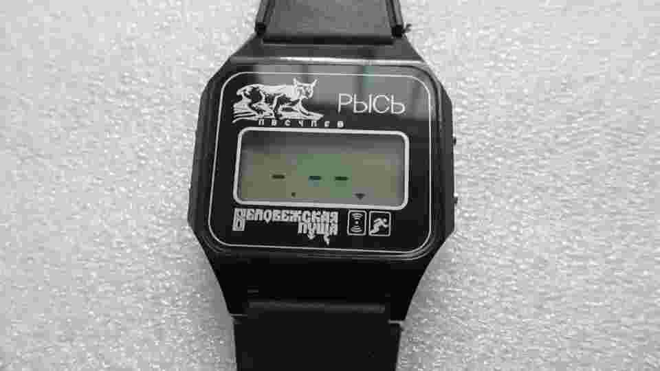Electronics 5 Signal Melody LCD Digital Vintage Quartz Soviet Men's Watch