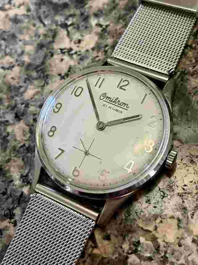 Vintage Omikron Swiss Mechanical Mens Watch 35mm 21 Jewels Mesh Band Serviced