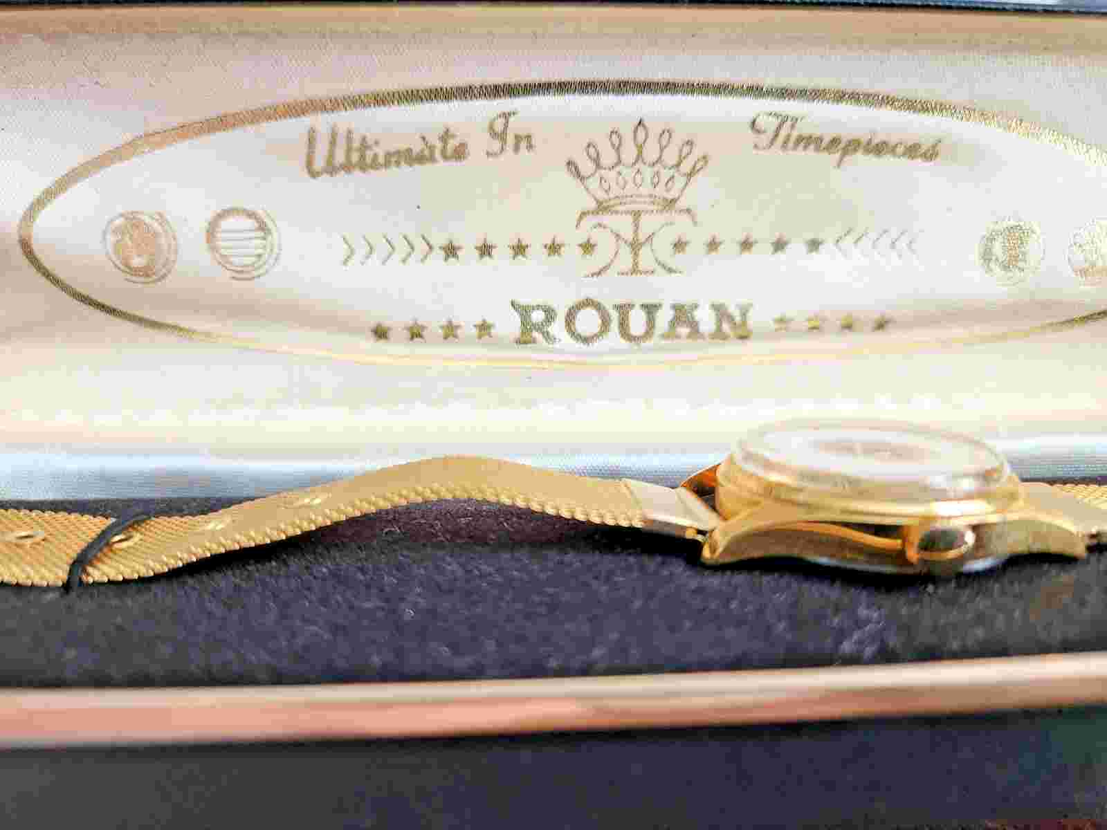 NEW Vintage 1976 Rouan Bicentennial Coin Mechanical Watch Womens Gold Tone Rare