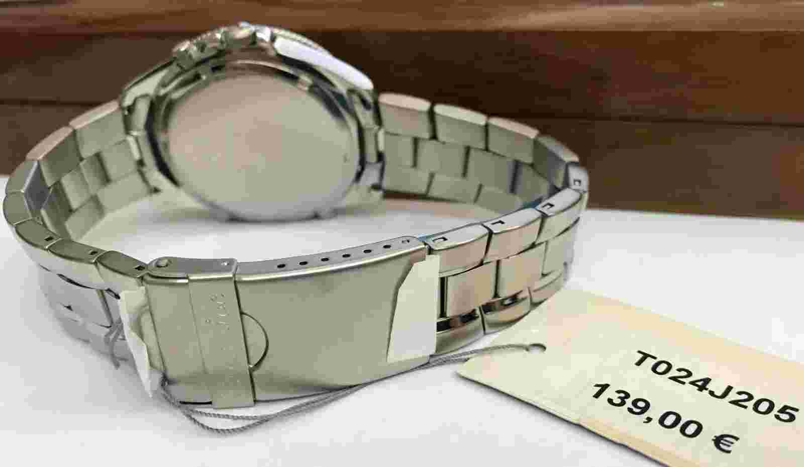 Sporty Watch Ana-Digit Golf Counter Stainless Steel 41mm Rarity T024J205 Q&Q