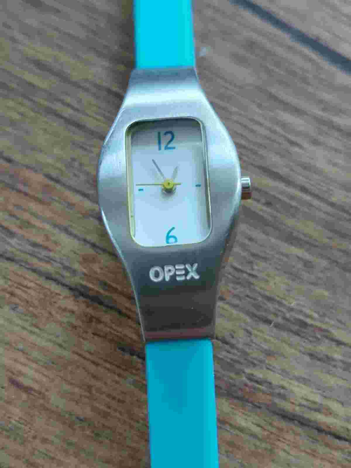 OPEX KALINE WATCH WITH Turquoise Plastic Band NWOT New Battery Running