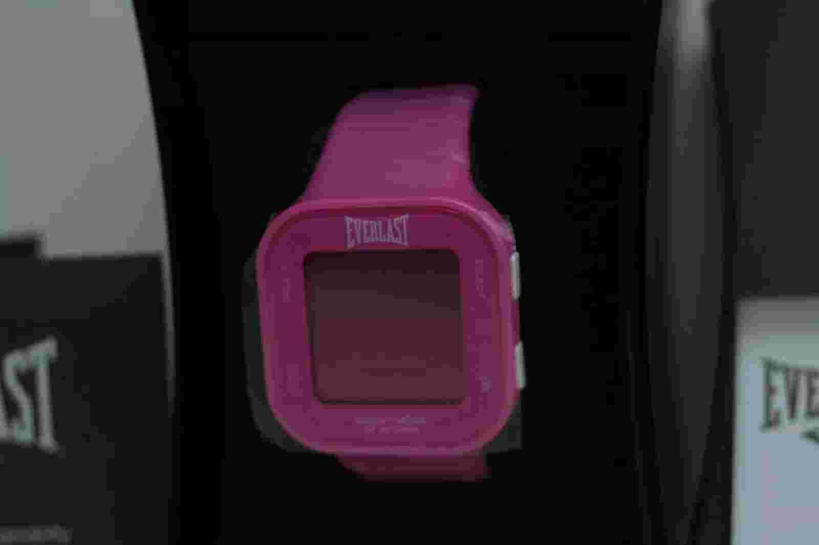 Everlast Unisex Adult Digital Quartz Watch with Plastic Strap EVER33-504-004