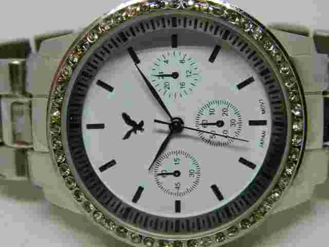 American Eagle Outfitters 14970 Silver Tone Women's Watch Sz. 6 3/4" New Battery