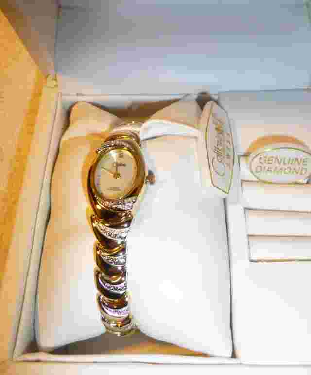 Vintage Style Colibri WDW0968066 Ladies Gold-Tone Watch Diamond Bracelet, NIB