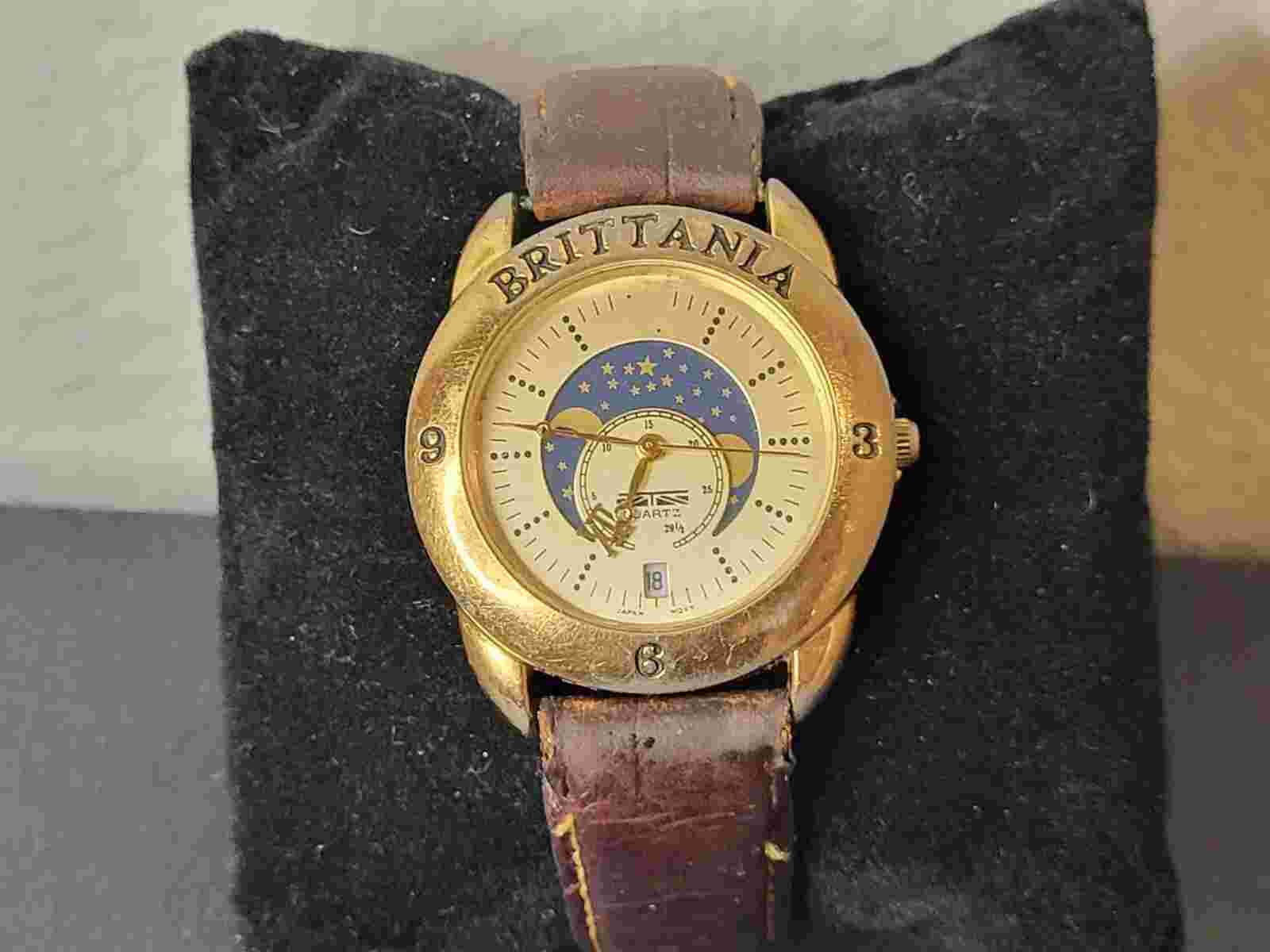 Vintage Brittania Moonphase Watch with Day Calendar Gold Tone /w Leather Band