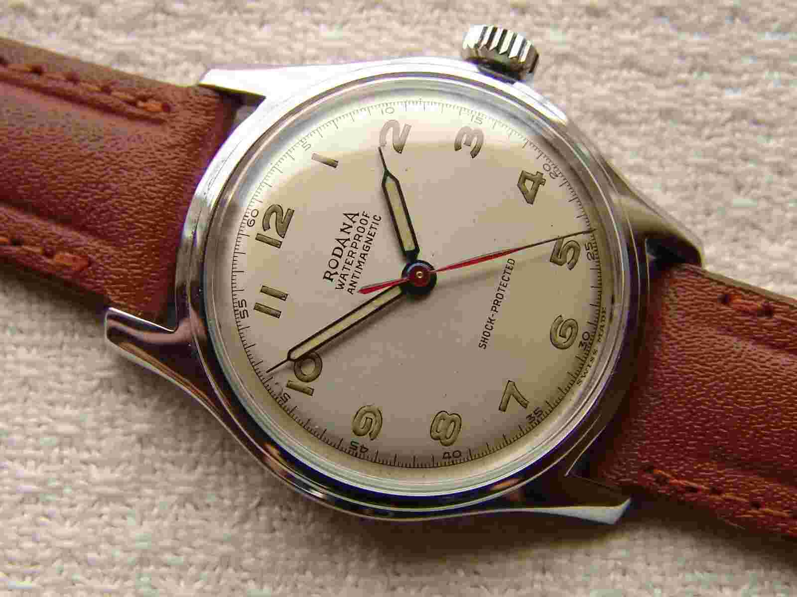 32mm MENS WWII ERA RODANA H.Baumgartner MILITARY STYLE WRISTWATCH good condition