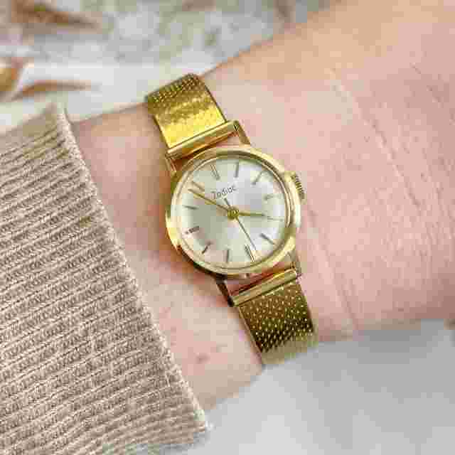 Mid-Century Zodiac 14k and 18k Solid Yellow Gold Manual Movement Wristwatch