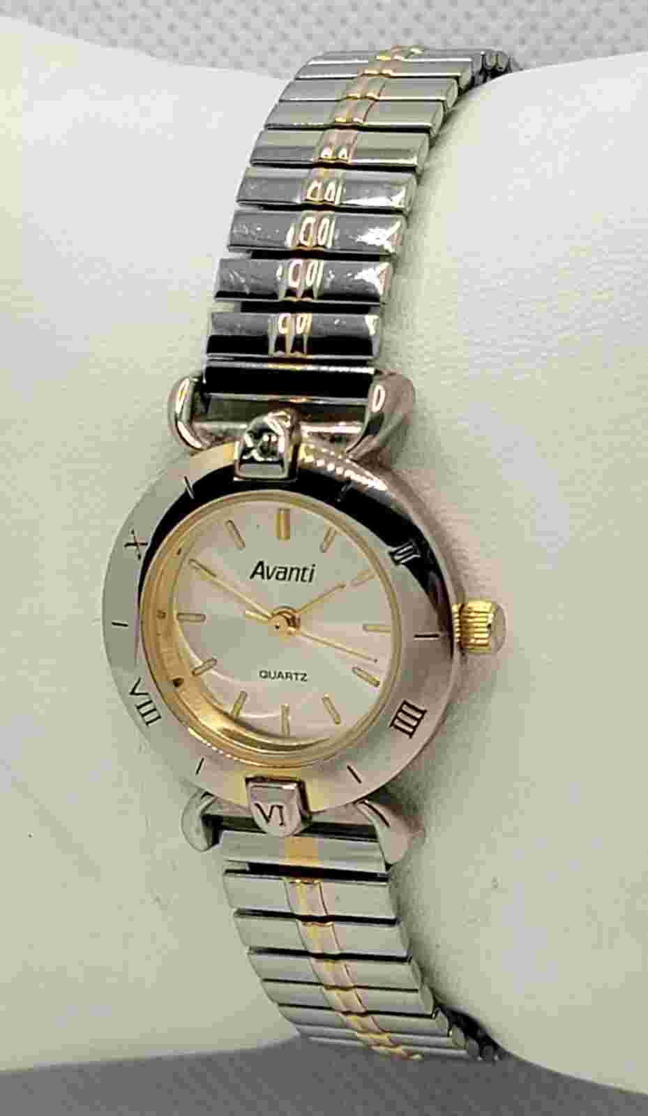 Ladies Avanti Round Silver Gold Tone Flex Band Analog Watch F8