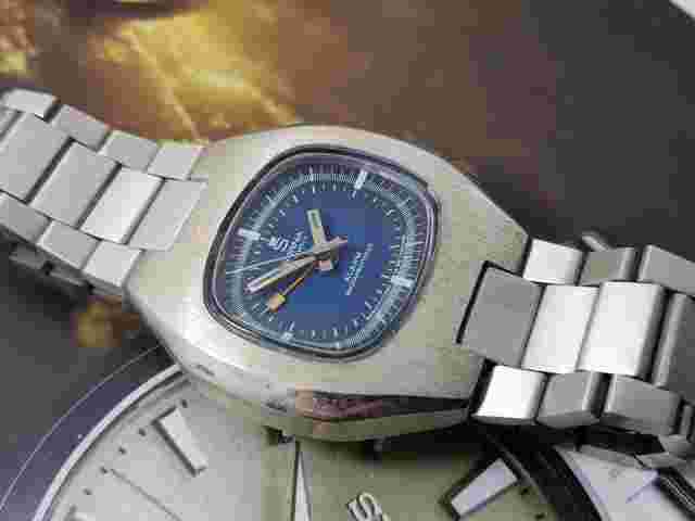 NICE & RARE VINTAGE SORNA ALARM WIND UP GENTS 2.