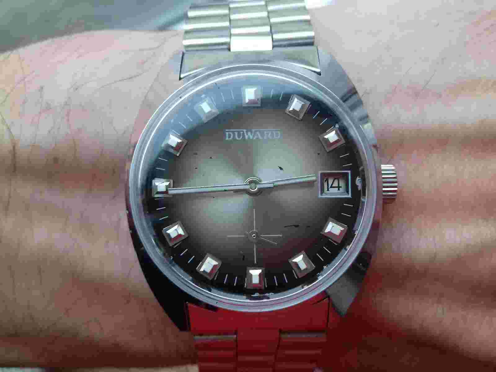 Duward 1064 SUBSECONDS HAND-WINDING Vintage Collection (70'S) NOS Watch Watch