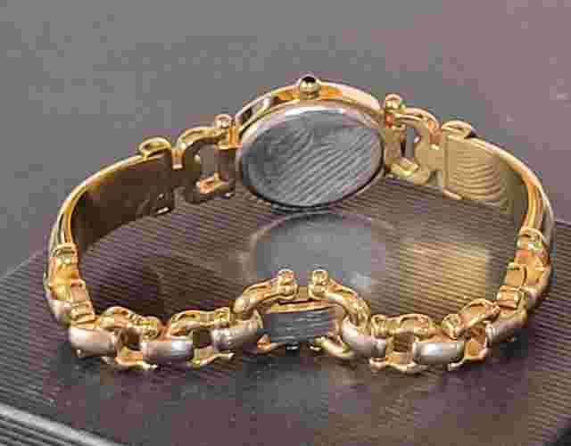 Vintage Avalon Ladies Wristwatch Gold And Silver Tone. Delicate. Working Battery