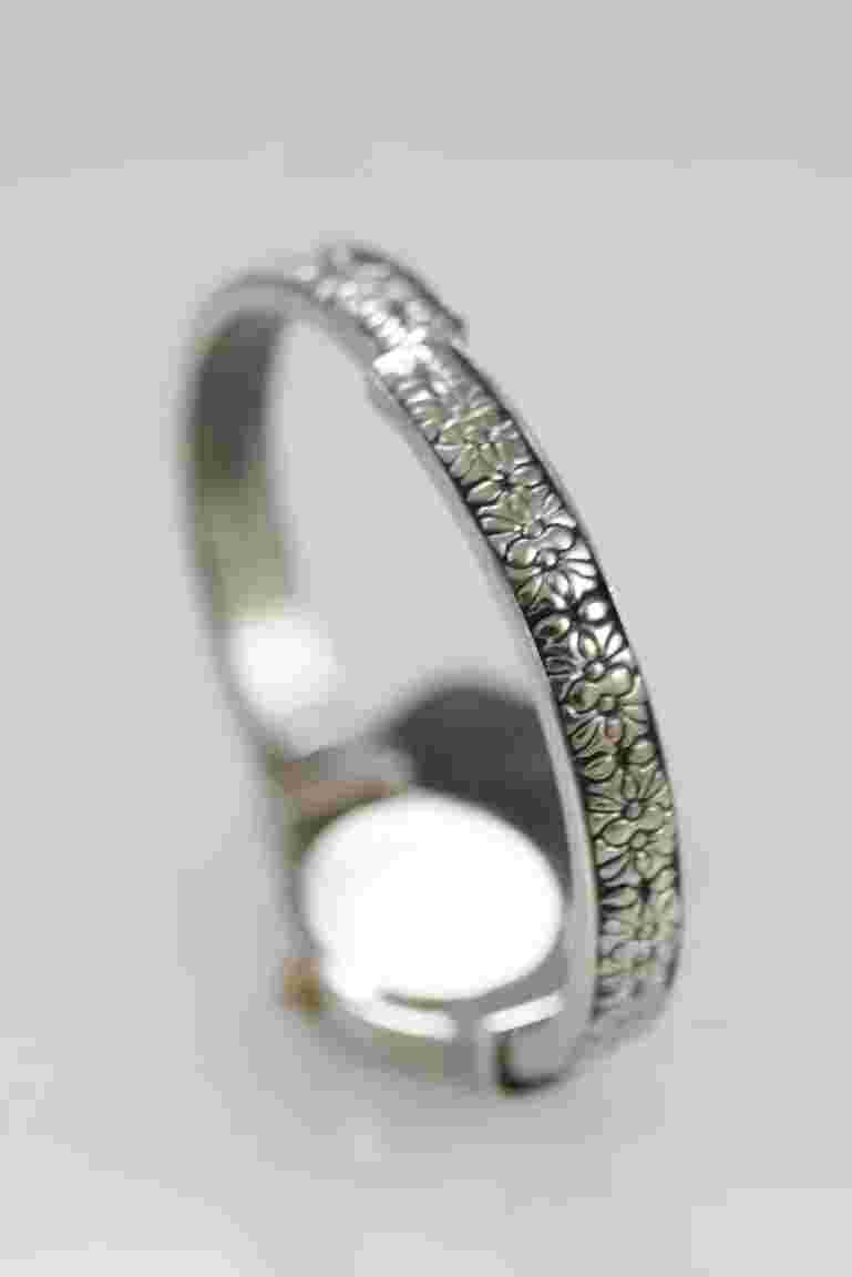 Vivani Women Watch Silver Gold Stainless Steel WR Clip on White Battery Quartz