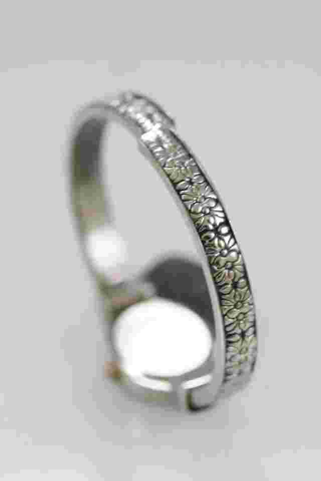 Vivani Women Watch Silver Gold Stainless Steel WR Clip on White Battery Quartz
