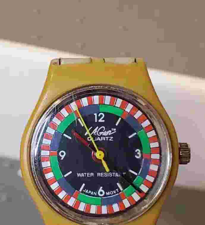 Vintage LA Gear woman's Quarts watch Rubber Band New Battery