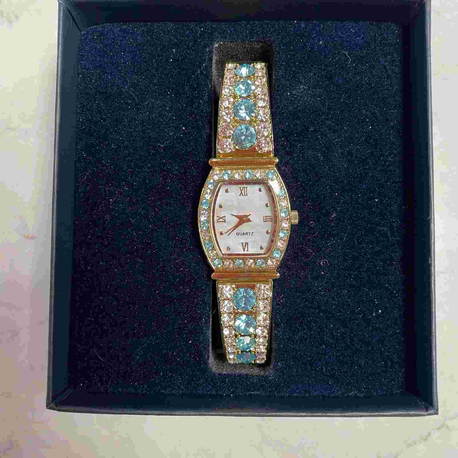 Danbury Mint Faux Aquamarine Crystal Birthstone Stretch Watch Betty Need Battery