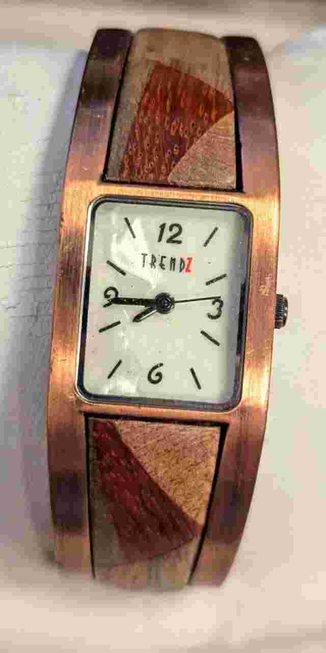 WORKING Vintage Wood Inlay Women's Copper Tone Cuff Bangle Watch
