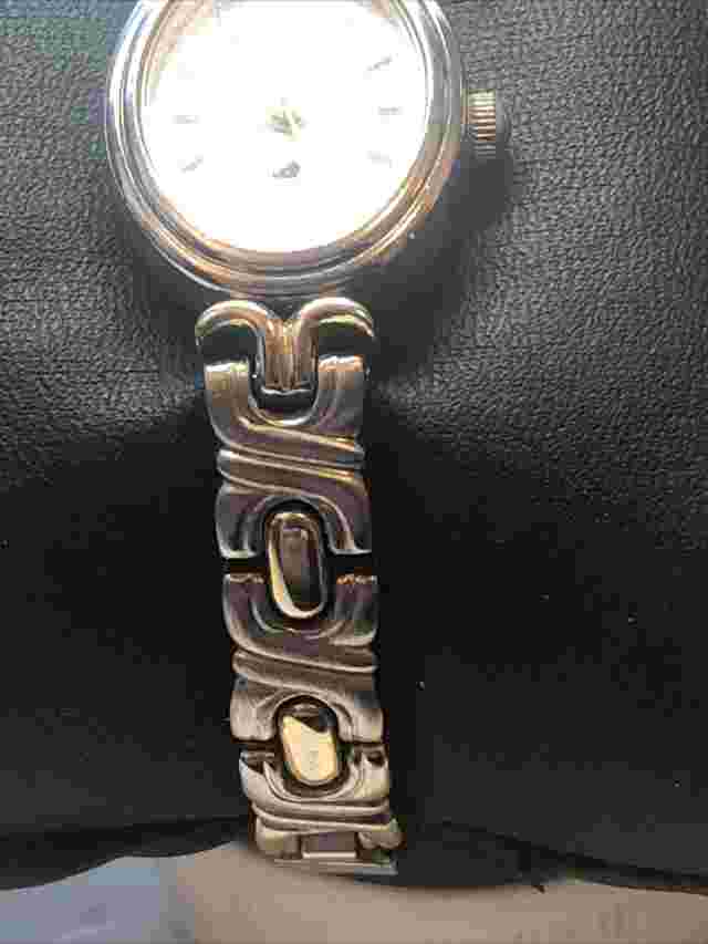 Vintage Gloria Vanderbilt Quartz Watch