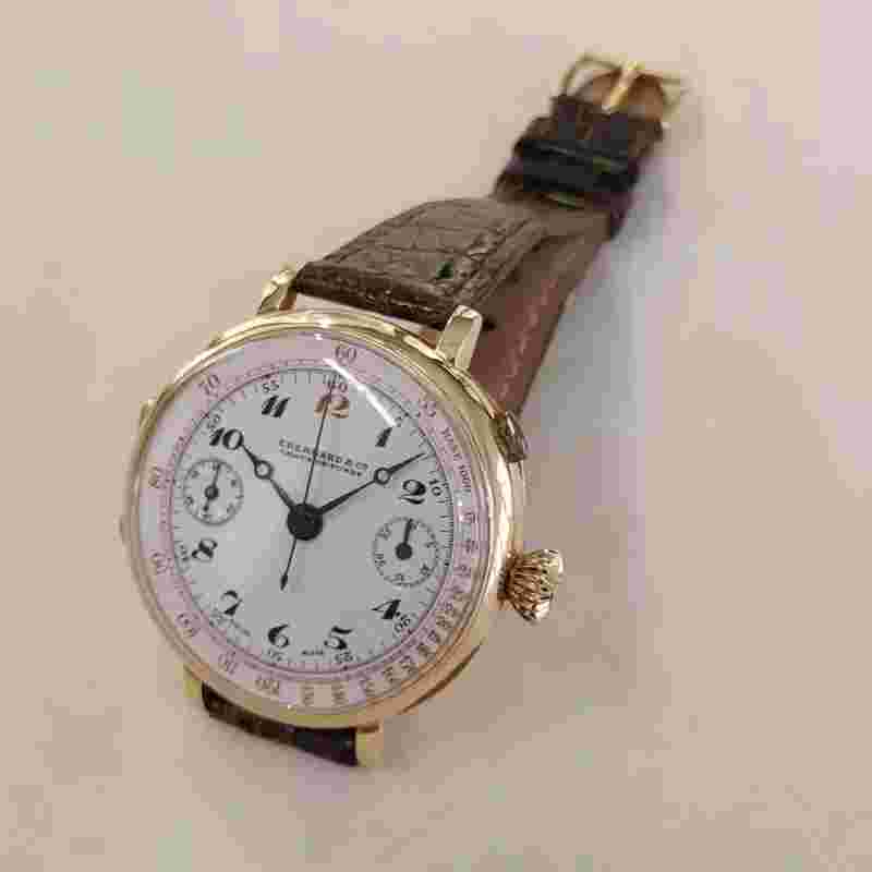 Eberhard Chronograph Yellow Gold Skin Manual Winding Single Button 39 MM Square