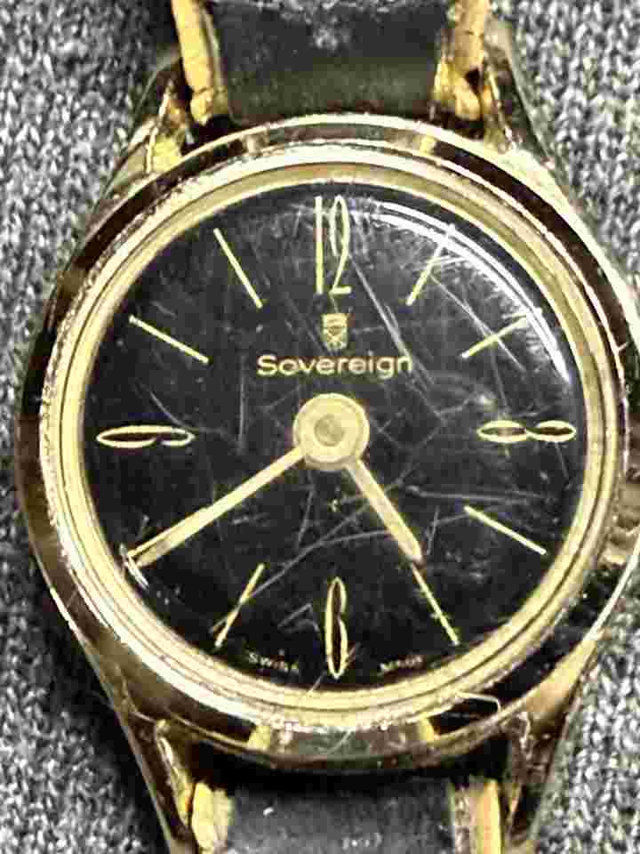 Vintage Sorereign Ladies watch, Machanical, Black Dial, Running