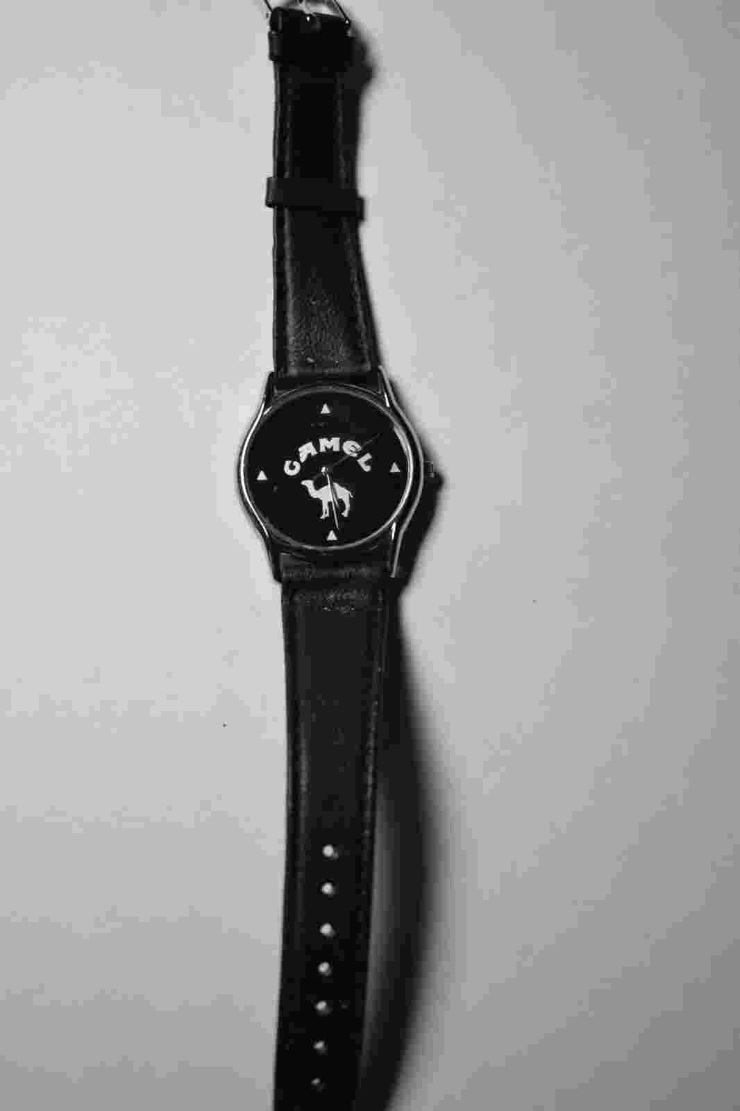 Men's Rare Vintage CAMEL Watch w/Black Leather Strap Needs Battery