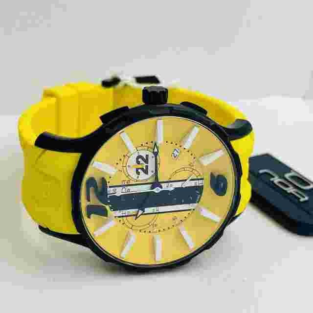 NOA G Racer Men's Yellow Quartz Chrono Steel 44mm Swiss Made Watch Eta 22 Jewels