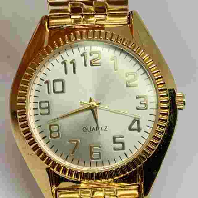 Vintage Puritan men’s gold tone quartz analog watch 37mm case size running