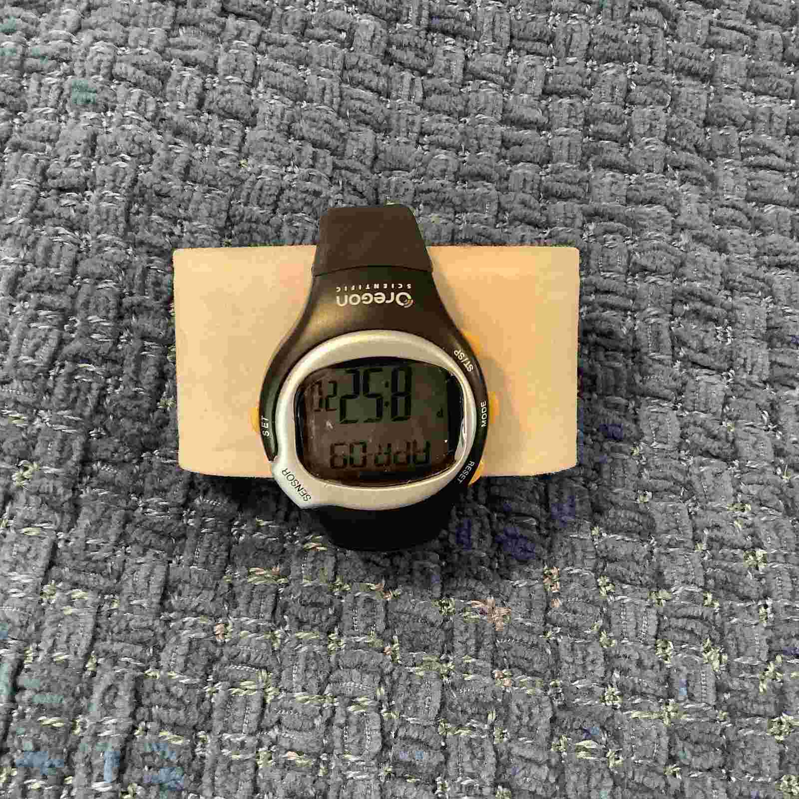 Oregon Scientific Sports Watch,HRM, Calorie Counter, WR, 40mm Case, 1cr2032