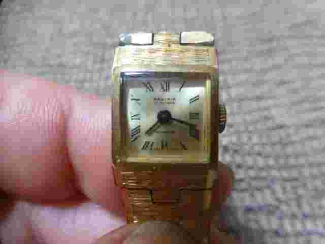 Vintage Art Deco Nastrix Ladies Wristwatch 17 Jewels Gold-Tone w/ Original Band
