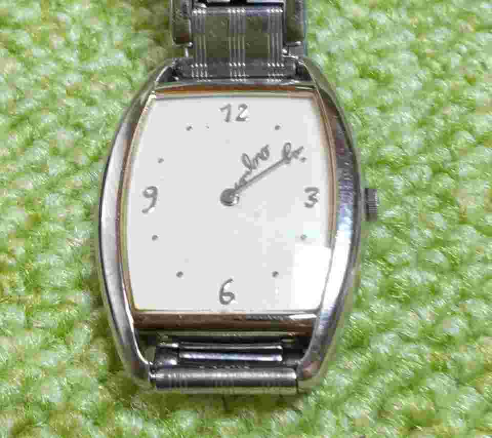 Agnes B Women's Quartz Watch Silver Color White Dial V700-5100 Used + Bonus