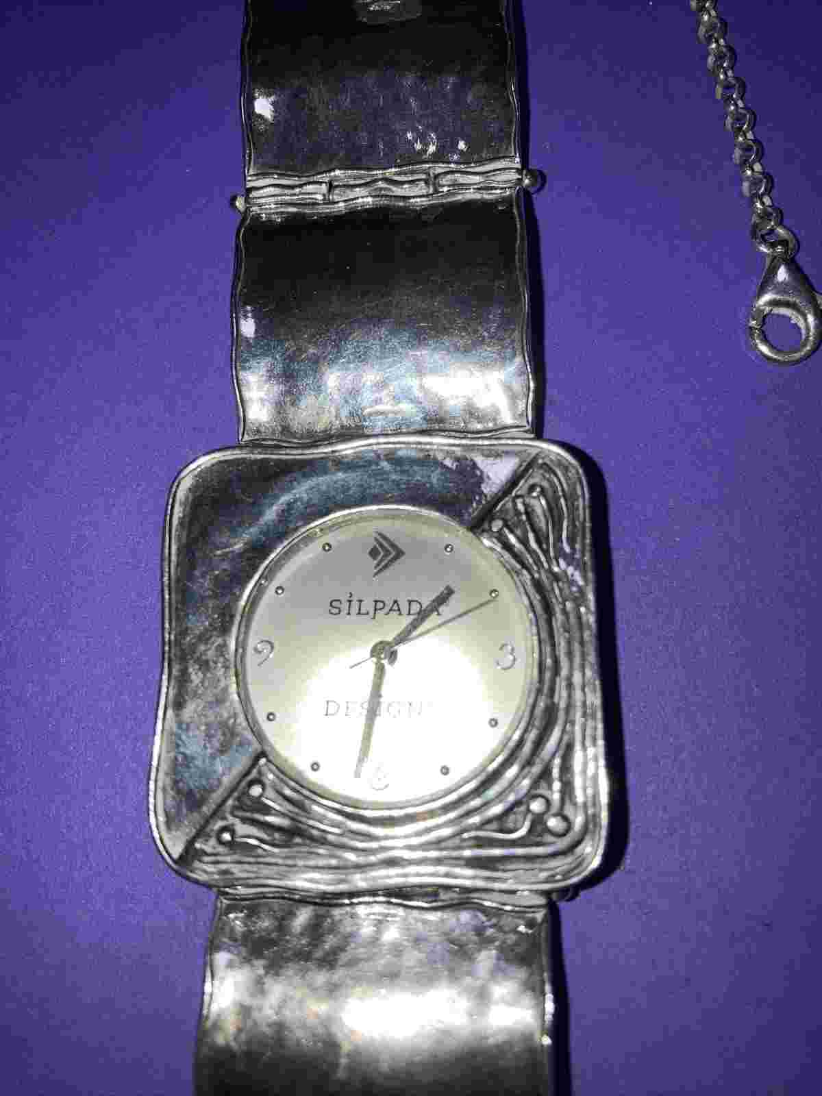 Silpada Sterling Ladies Wristwatch w/safety chain .  Running.  WW-925Silpada