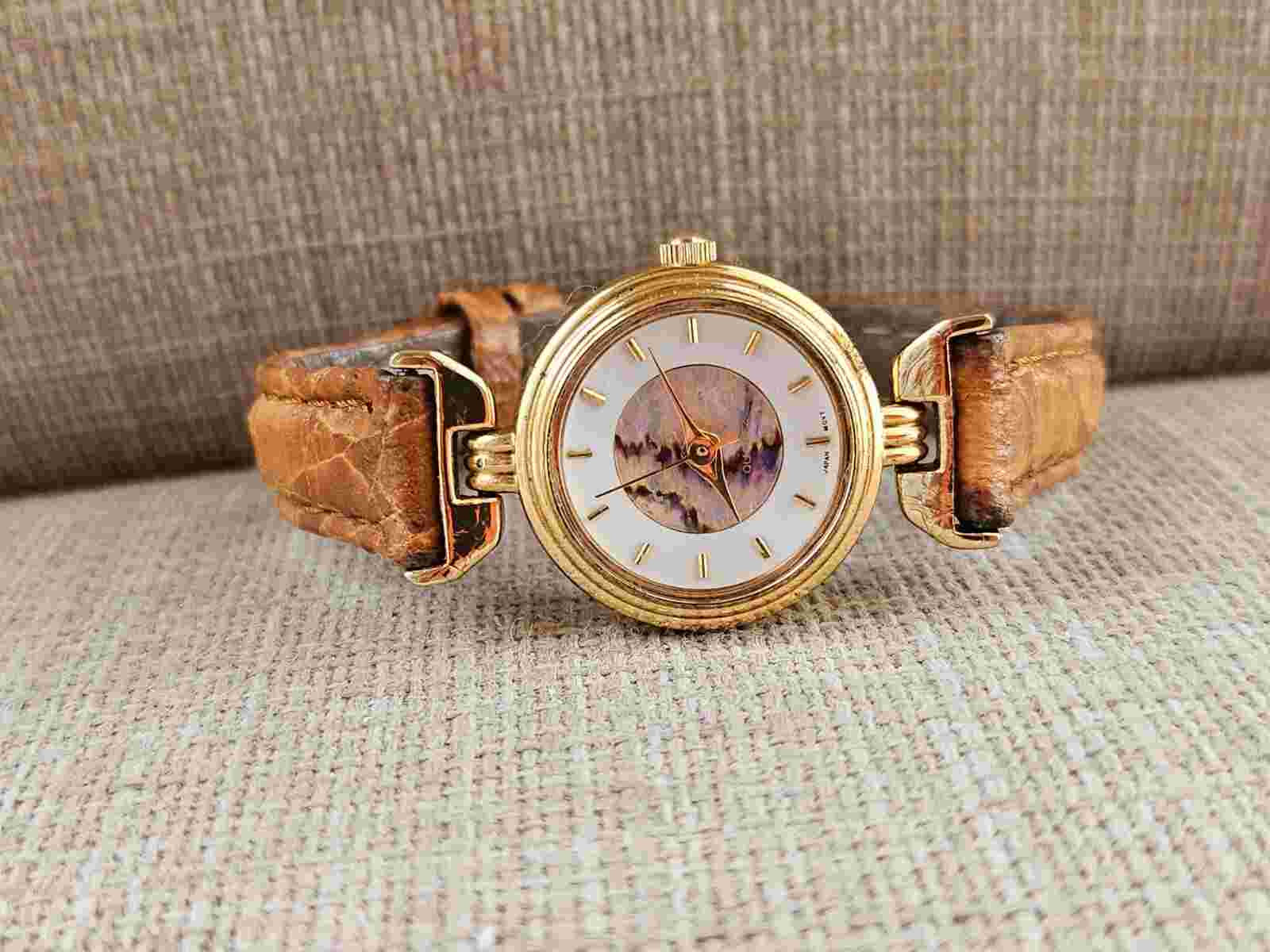 Milan Quartz Women Wristwatch Brown Leather Strap Analog Wrist Watch