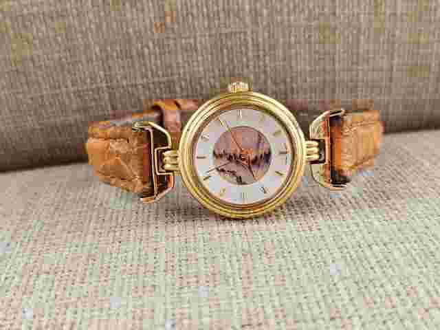Milan Quartz Women Wristwatch Brown Leather Strap Analog Wrist Watch