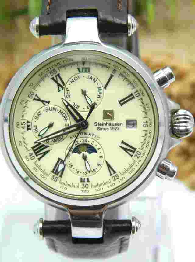 Steinhausen TW381S-11-0517 21 jewel automatic Tachymeter wrist watch Runs Good!