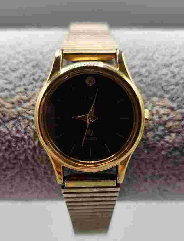 Vintage Jemis Watch Gold Silver Tone Round Mesh Band - New Battery
