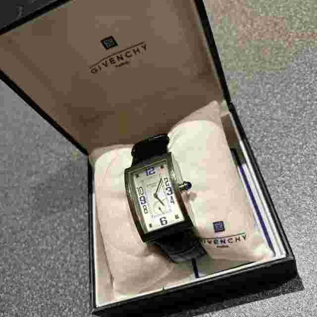 Givenchy Parabolic 2002 Luxury Swiss Made Mens Watch Boxed And Papers