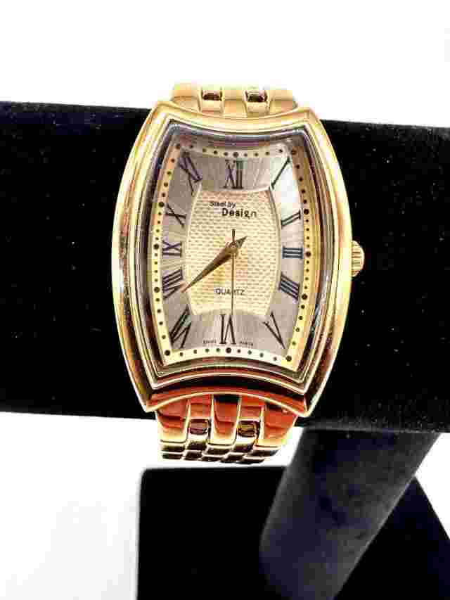 Vintage Steel By Design Women's Gold Tone Wristwatch Swiss New Battery.