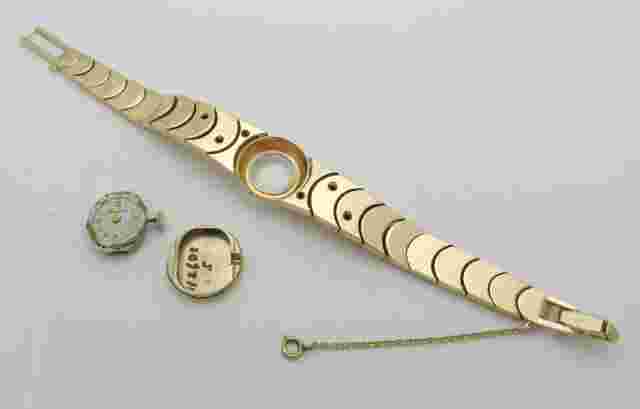 LUCERNE Vintage & Elegant Ladies Watch 14k Gold with Diamonds Gold Weight 36 gr