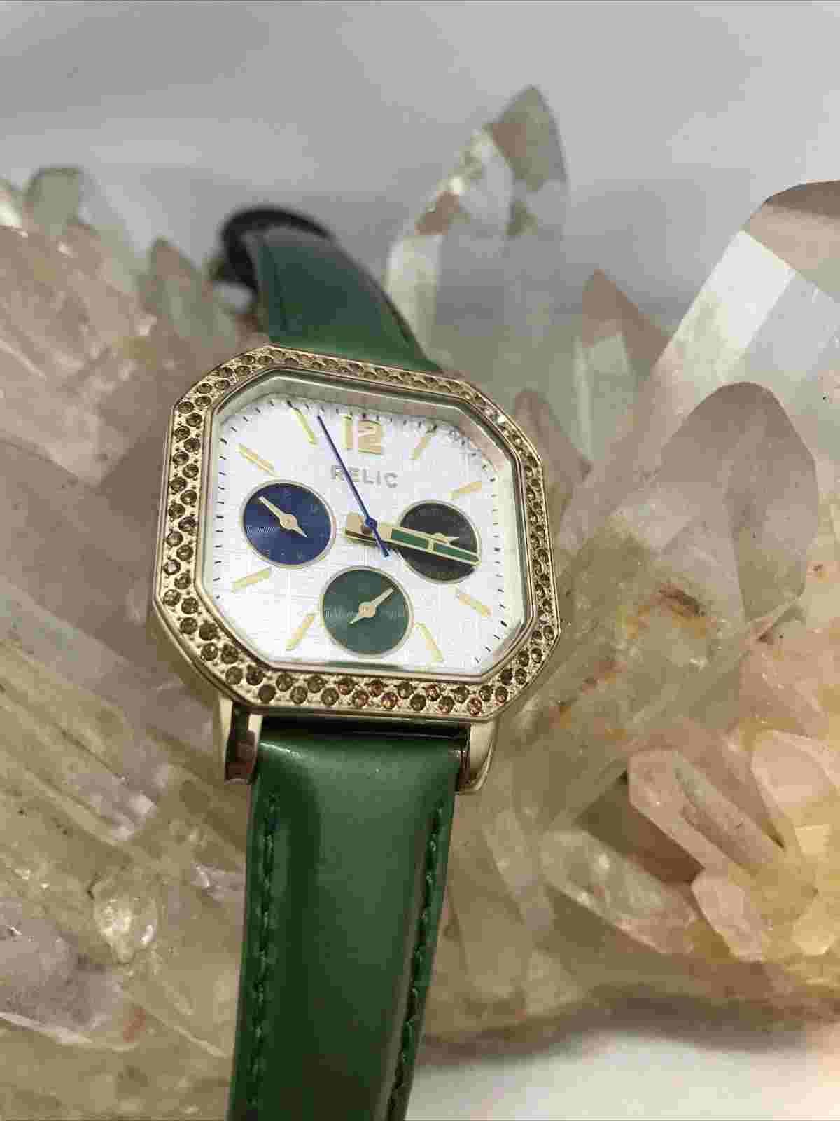 Beautiful Ladies Relic Multifunction Green Leather Band Watch With new Battery