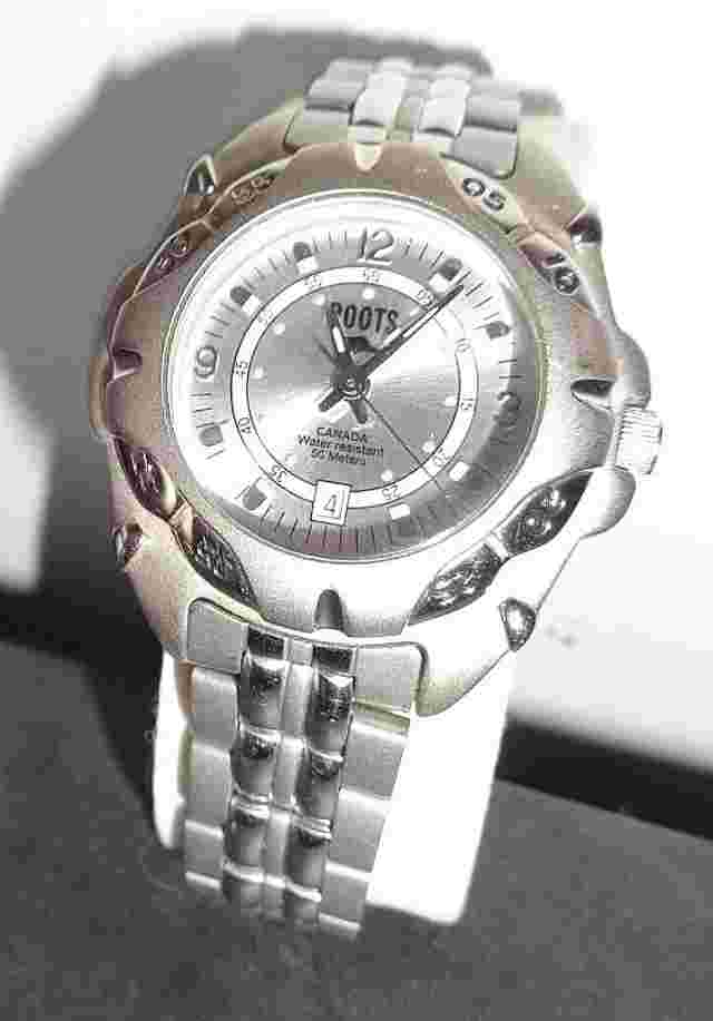 roots wristwatch trans canada r217