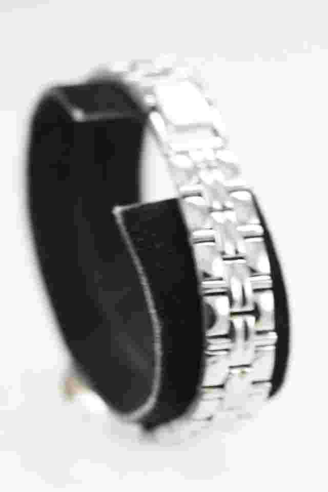 America Perry Ellis Watch Women Silver Stainless Date Water Res Batt Gray Quartz