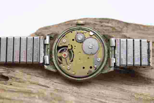 ROUAN SWISS MEN'S WATCH 1j 32mm 15.7mm LUG RUNS (DG)