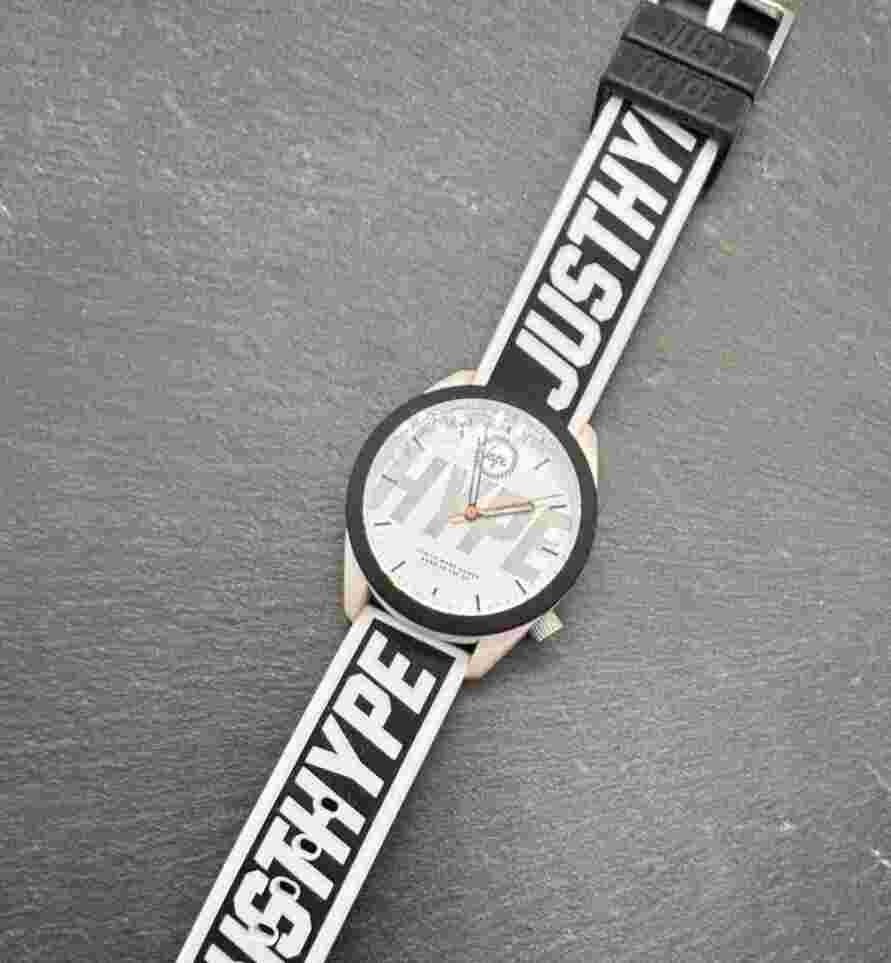 Hype Watch Black & White Silicone Strap Working New Battery F7