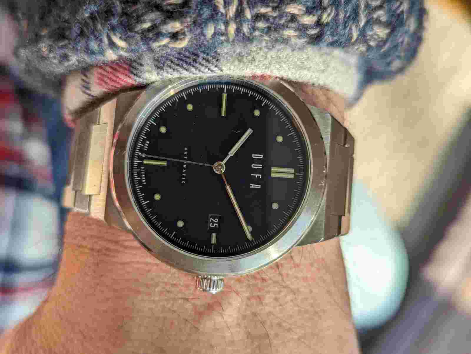 DuFa Günter Automatic Watch — Bauhaus, Genta-inspired Design Integrated Bracelet