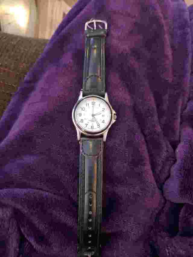 Vintage Puritan 60561 Watch W/date 100 Ft Water Resistant. New Battery.