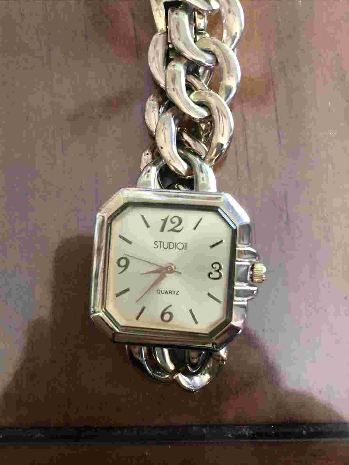 watch quartz studio