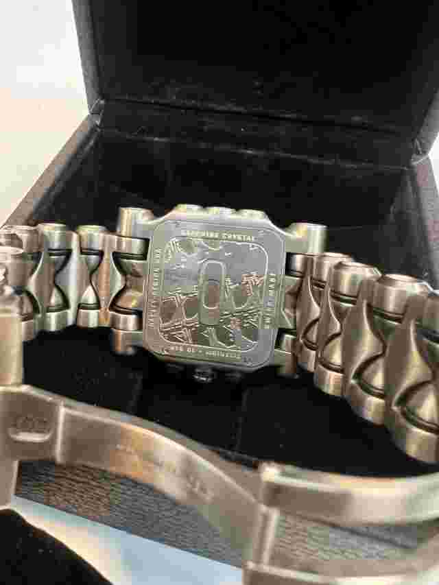 Oakley Minute Machine Time Tank Titanium 43mm Black Dial Men's Watch With Box