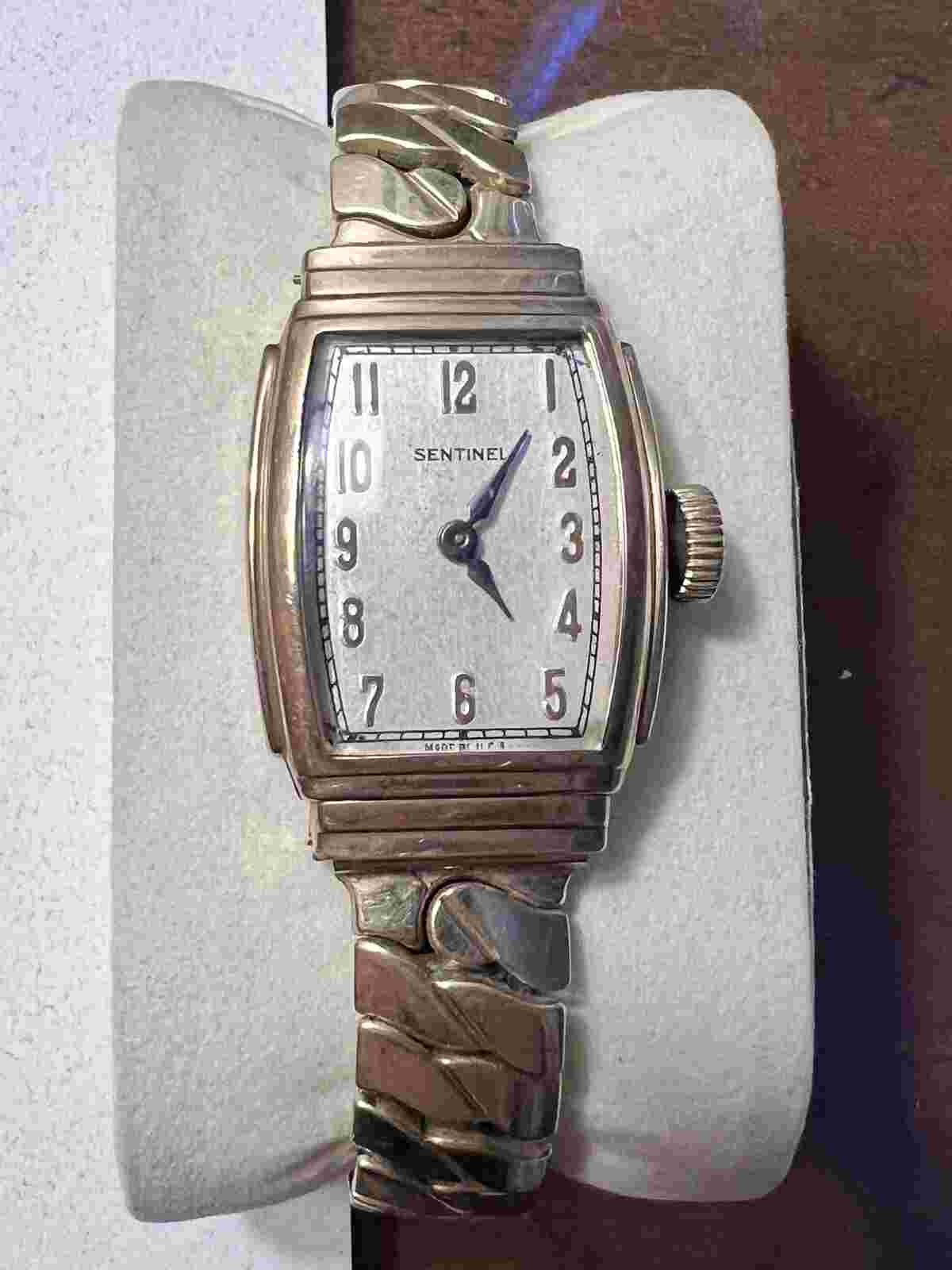 SENTINEL Model L 36mm Men’s Mechanical Watch E. RGF Ingraham Co. Made In USA