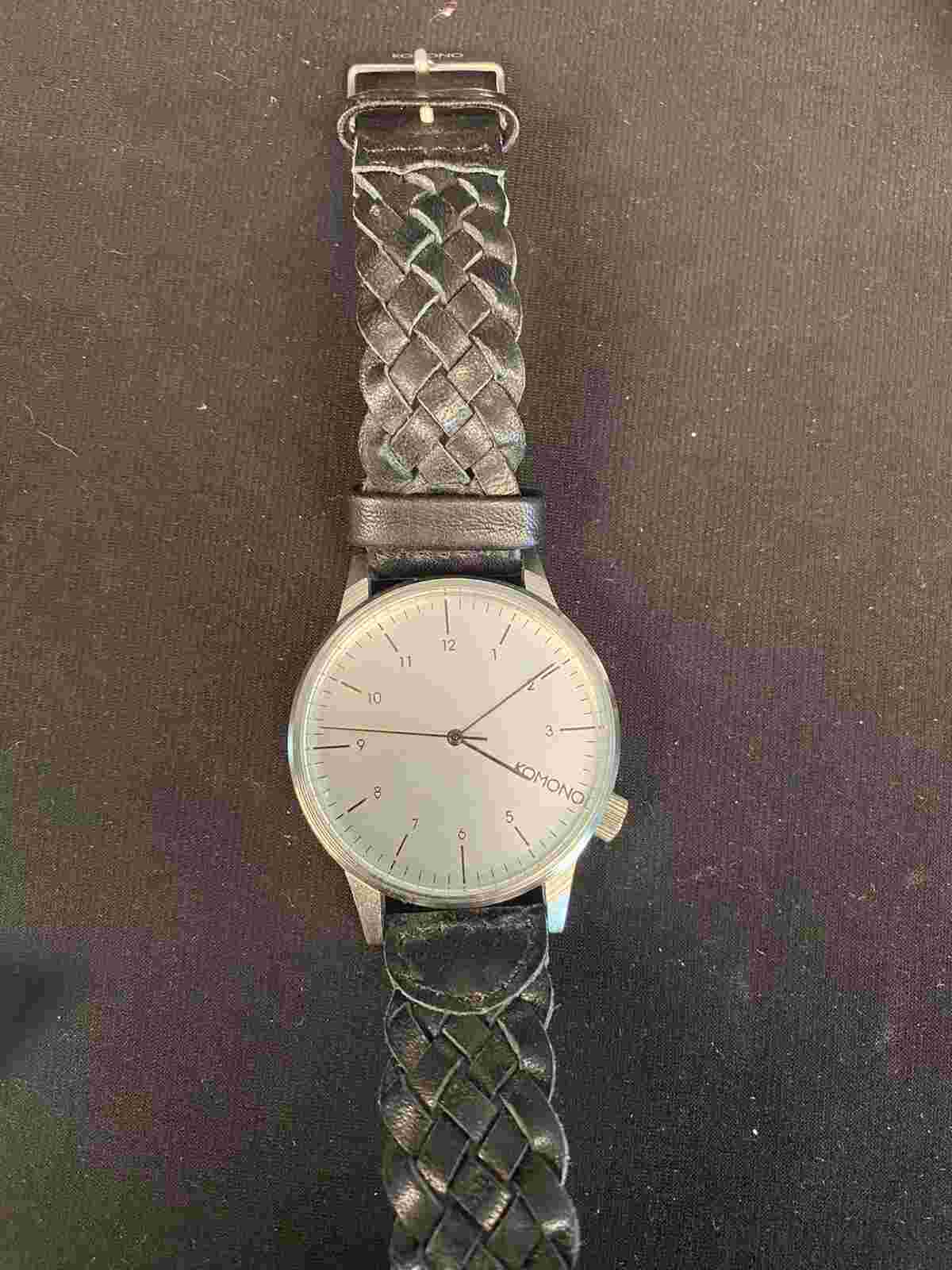 Lot of 4 watches - Folio - Akribos and Komono - Nice Lot.